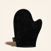 Load image into Gallery viewer, Self-tanner application glove
