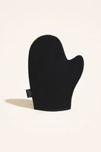 Load image into Gallery viewer, Self-tanner application glove
